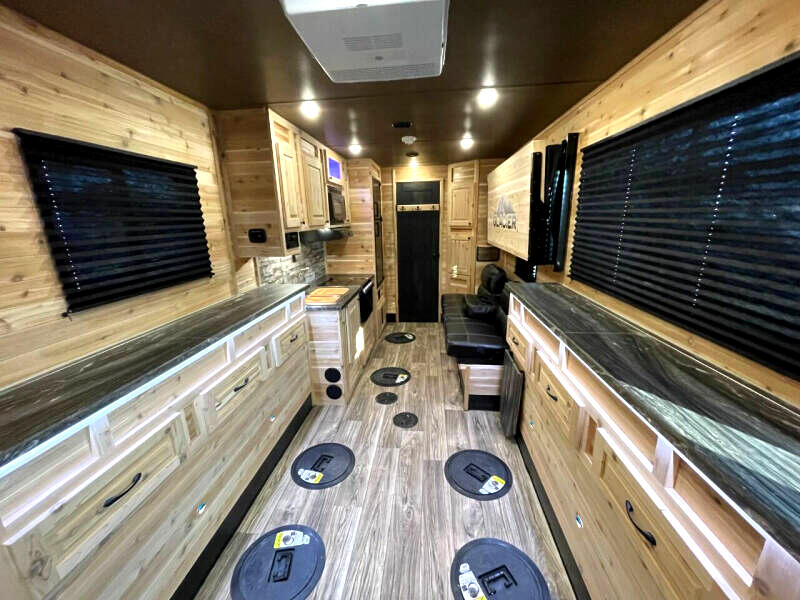 Glacier 22 RV Explorer  2024 Glacier 22 RV Explorer  2024