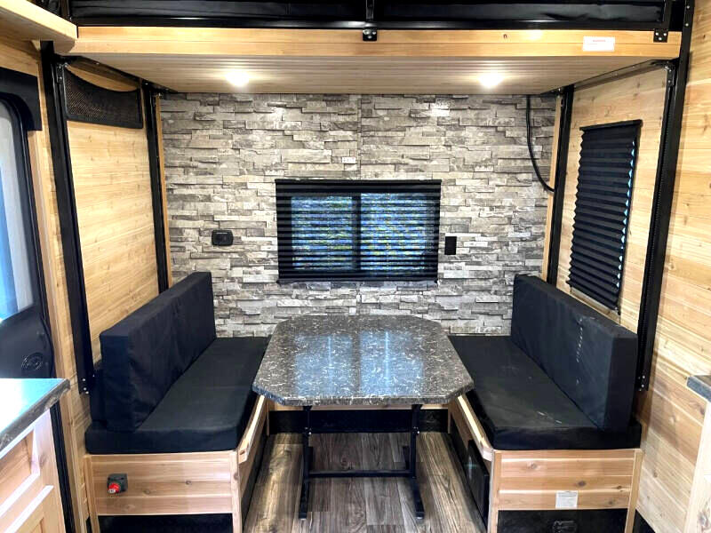 Glacier 22 RV Explorer  2024 Glacier 22 RV Explorer  2024