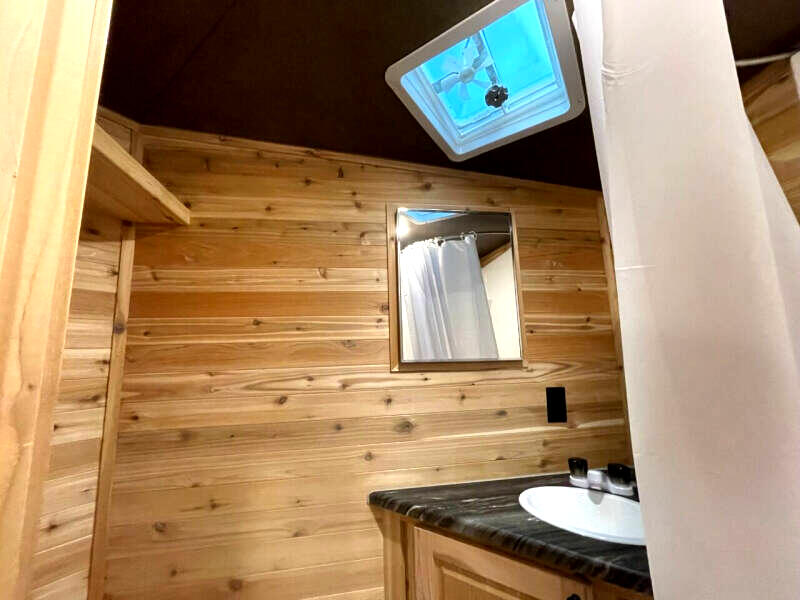 Glacier 22 RV Explorer  2024 Glacier 22 RV Explorer  2024