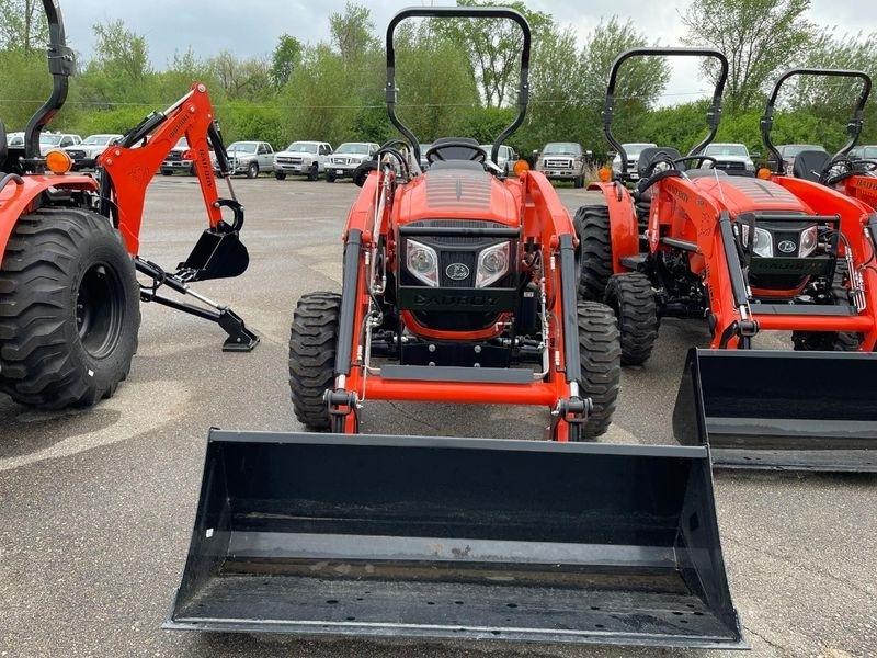 Bad Boy Tractors 4035H with Loader  2024
