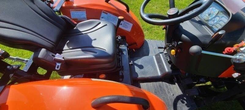 Bad Boy Tractors 4035H with Loader  2024