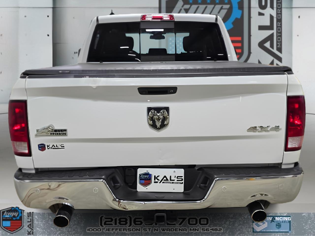 RAM 1500 SLT Crew Cab SWB 4WD 2015
