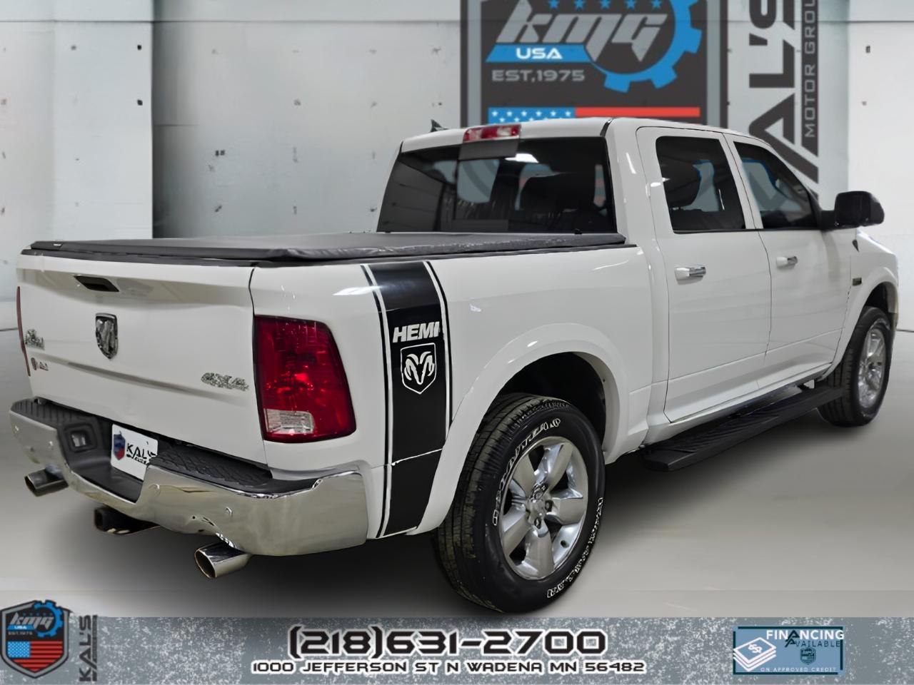 RAM 1500 SLT Crew Cab SWB 4WD 2015