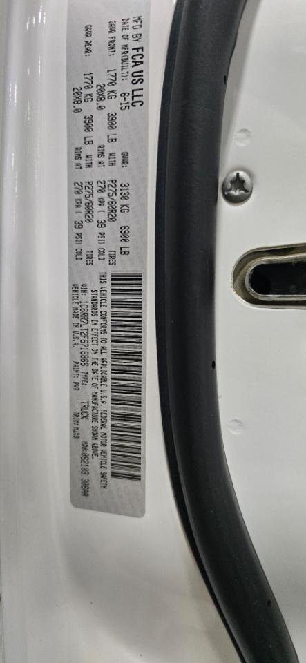 RAM 1500 SLT Crew Cab SWB 4WD 2015