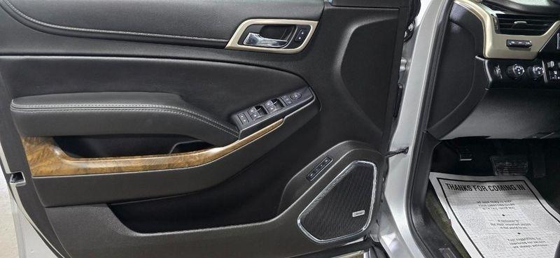 GMC Yukon Denali 4WD 2018