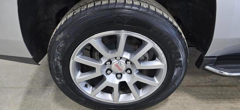 GMC Yukon Denali 4WD 2018