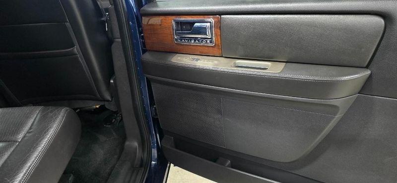 Lincoln Navigator L 4WD 2013