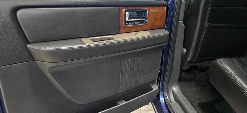 Lincoln Navigator L 4WD 2013
