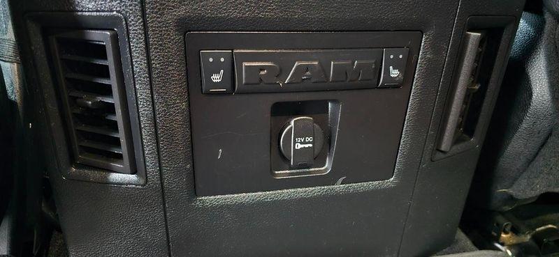 RAM 1500 Longhorn Crew Cab SWB 4WD 2016