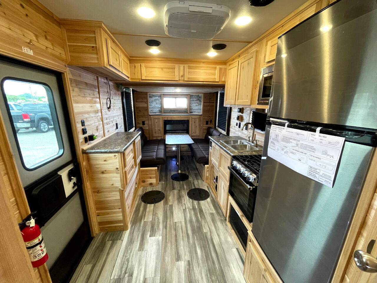 Ice Castle 8x17 Itasca ZR-17  2026 Ice Castle 8x17 Itasca ZR-17  2026