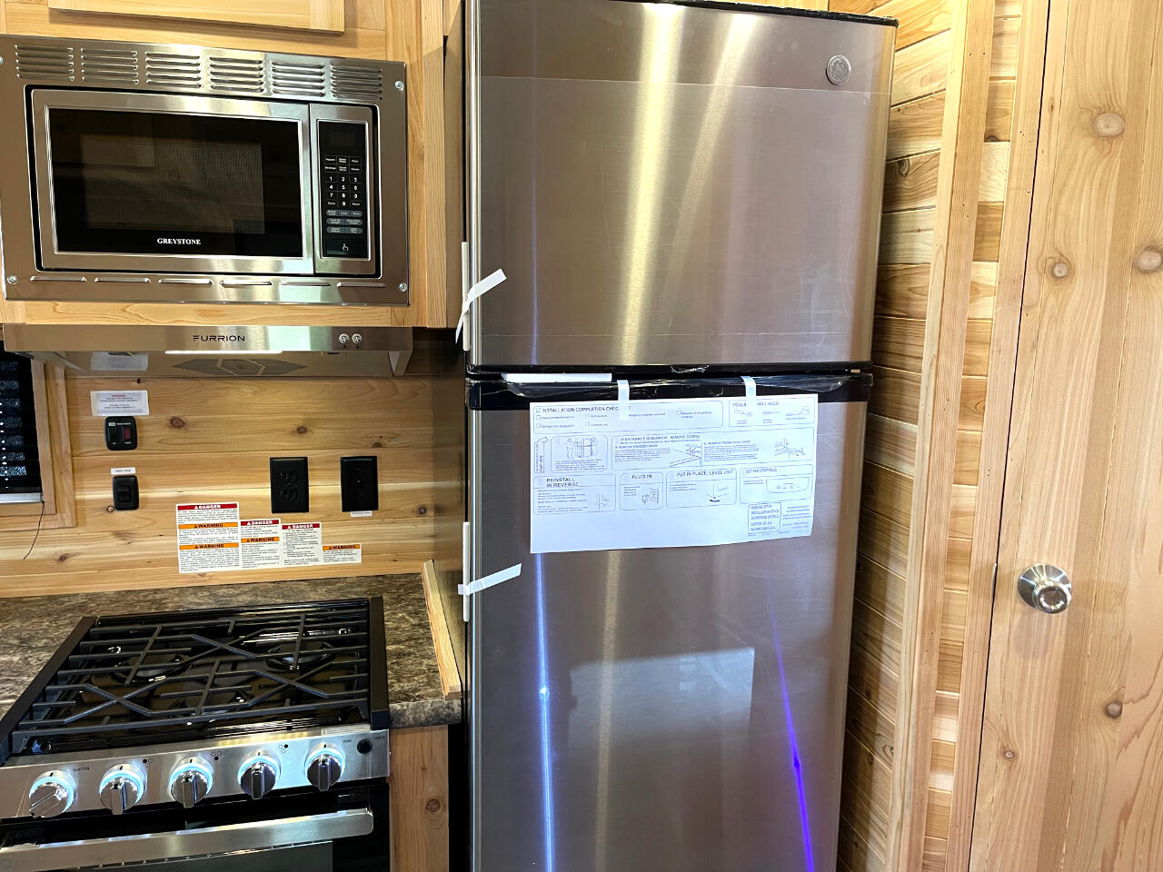 Ice Castle 8x17 Itasca ZR-17  2026 Ice Castle 8x17 Itasca ZR-17  2026