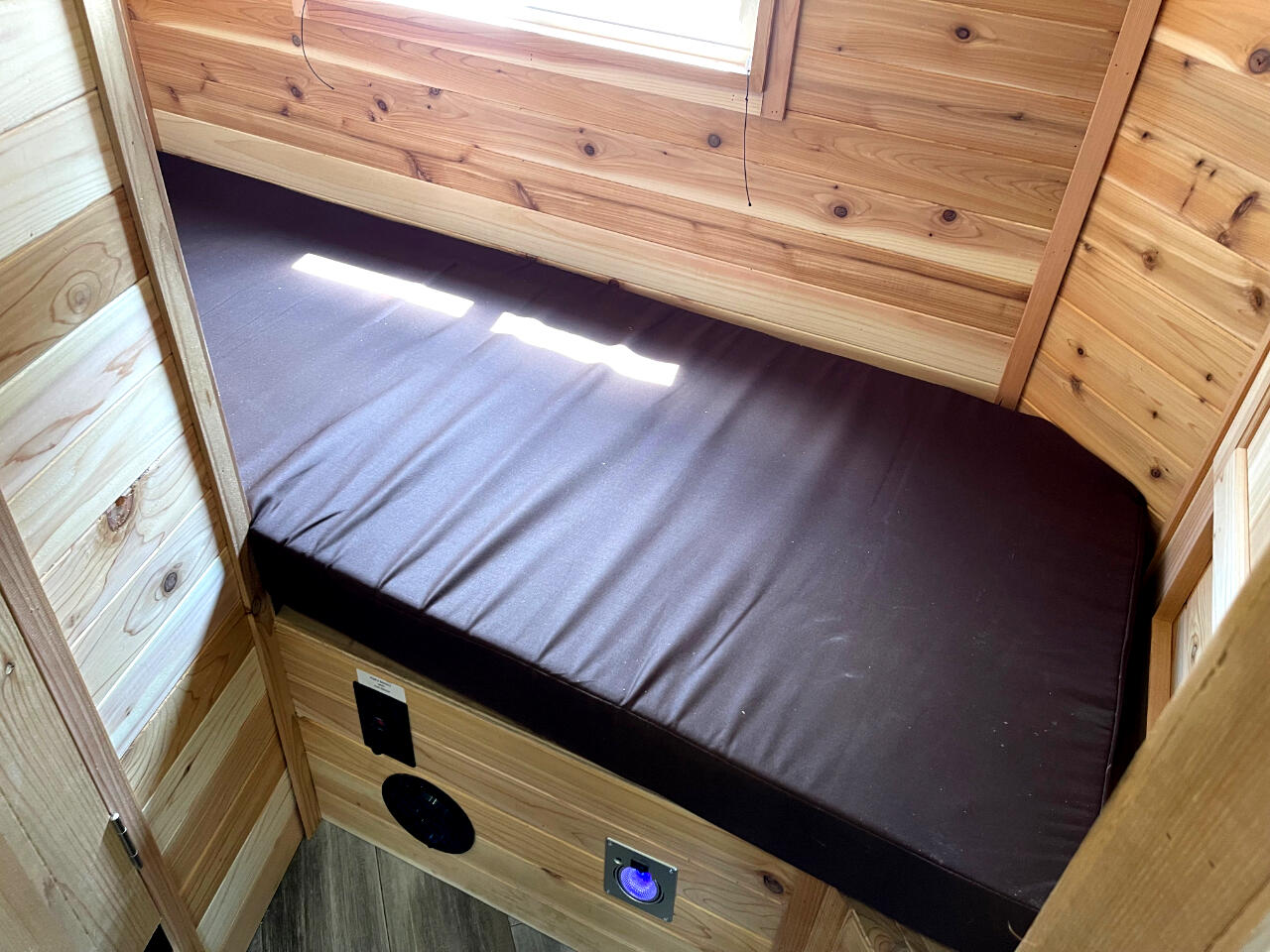 Ice Castle 8x17 Itasca ZR-17  2026 Ice Castle 8x17 Itasca ZR-17  2026