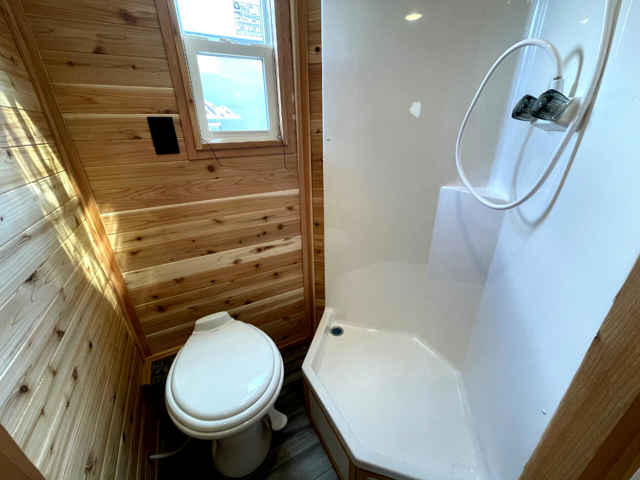 Ice Castle 8x17 Itasca ZR-17  2026 Ice Castle 8x17 Itasca ZR-17  2026