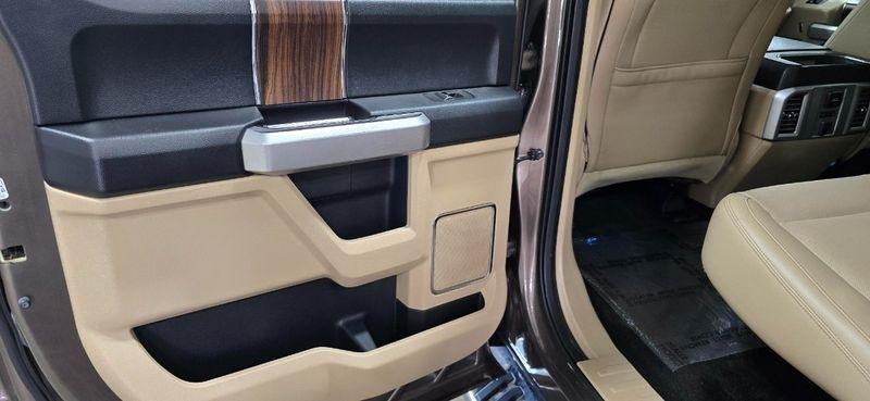 Ford F-150 Lariat SuperCrew 5.5-ft. Bed 4WD 2015