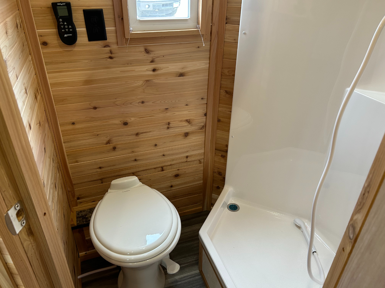 Ice Castle 8x17 Itasca ZR-17  2026 Ice Castle 8x17 Itasca ZR-17  2026