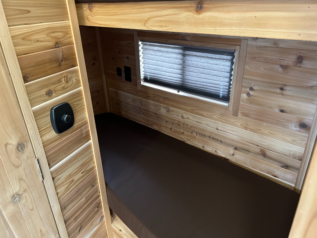 Ice Castle 8x17 Itasca ZR-17  2026 Ice Castle 8x17 Itasca ZR-17  2026