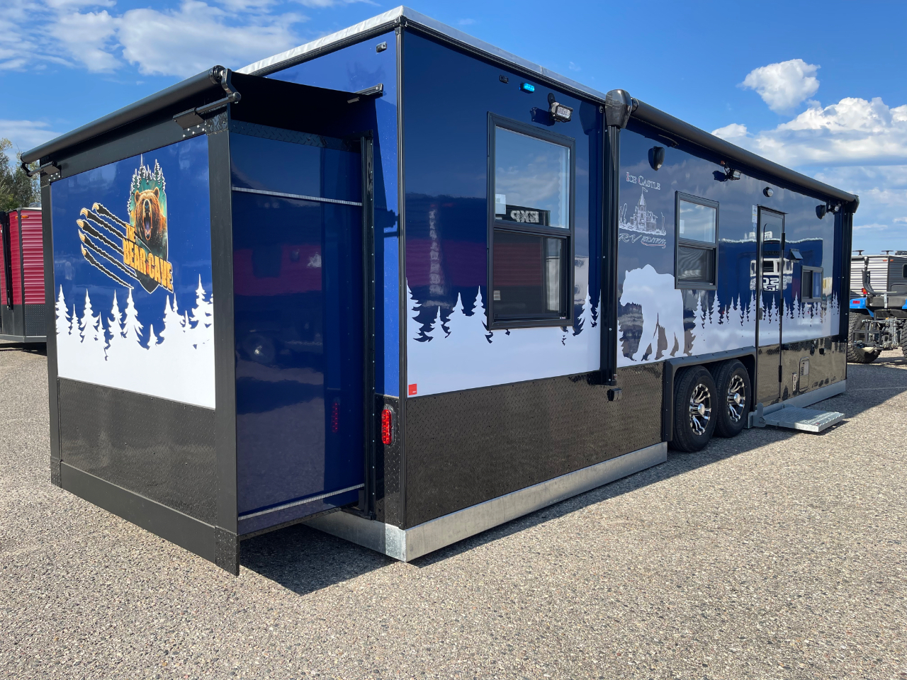 Ice Castle 8x26V Bear Cave  2026 Ice Castle 8x26V Bear Cave  2026