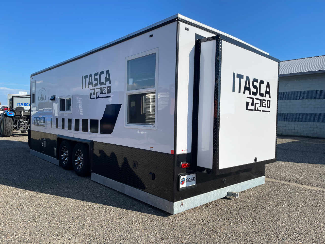 Ice Castle 8x21 Itasca ZR-21  2026 Ice Castle 8x21 Itasca ZR-21  2026