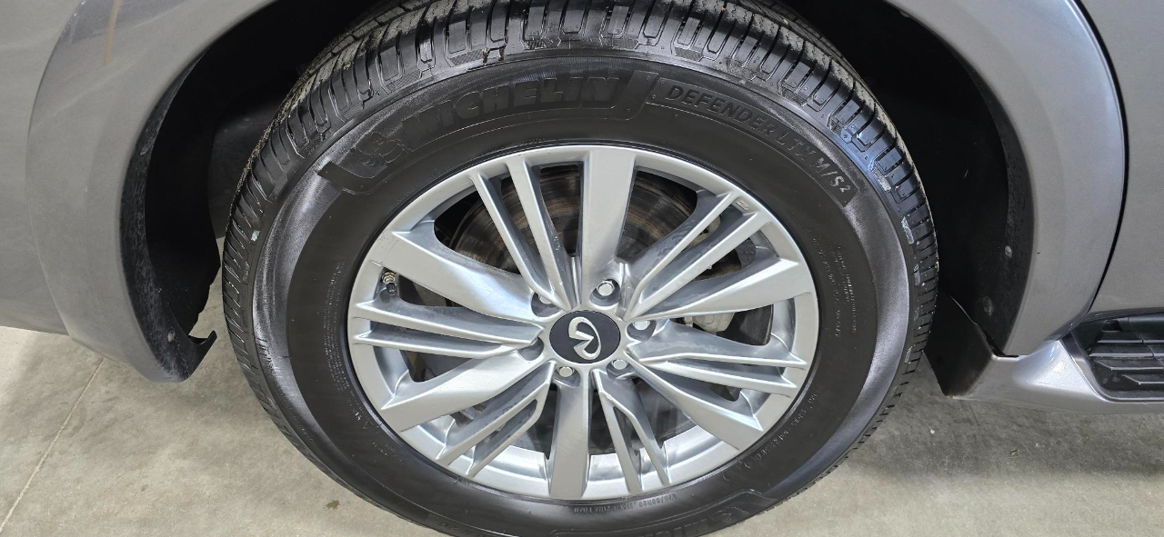 Infiniti QX80 LUXE 4WD 2021