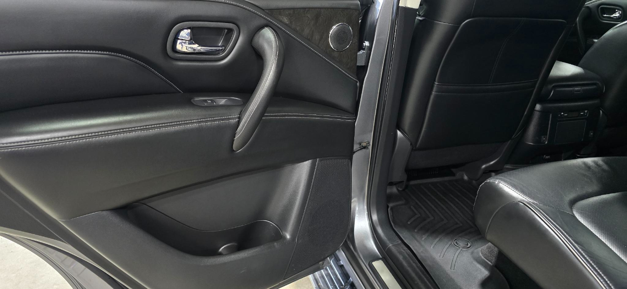 Infiniti QX80 LUXE 4WD 2021