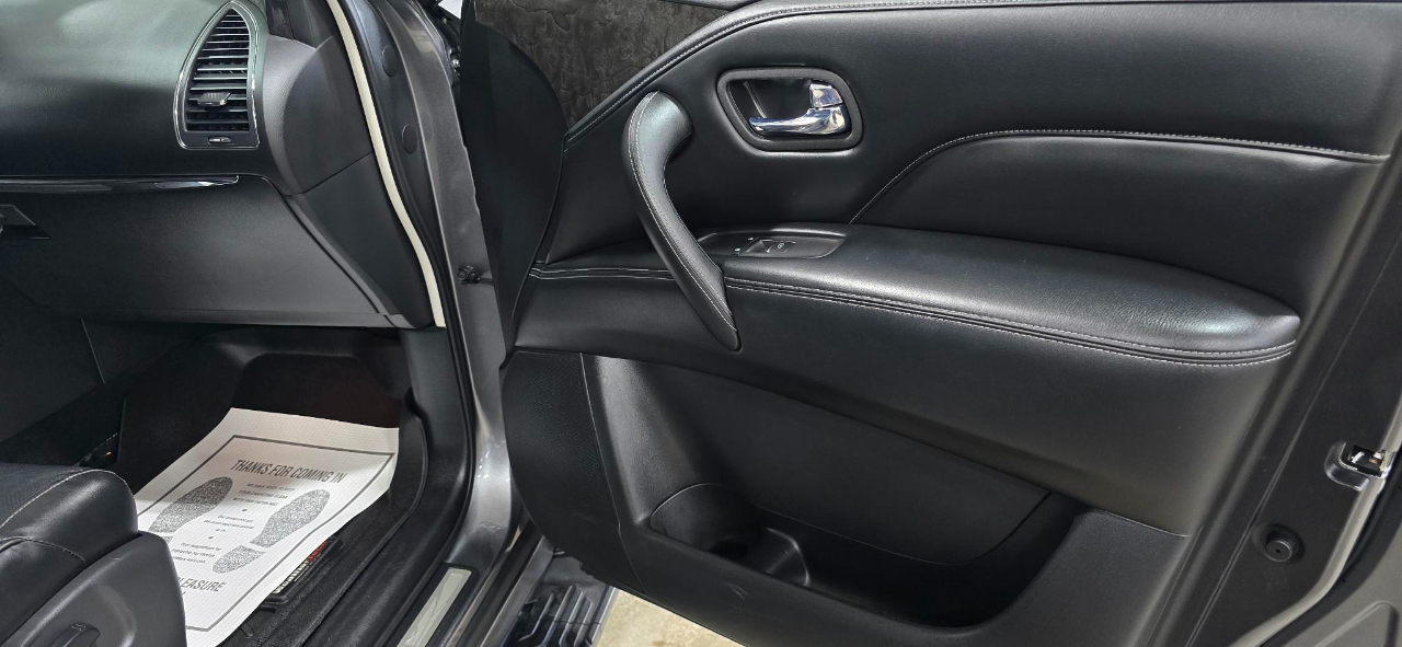 Infiniti QX80 LUXE 4WD 2021