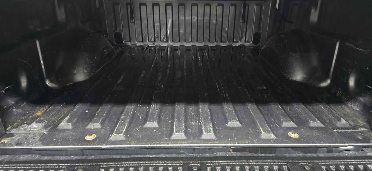 Ford F-150 Platinum SuperCrew 5.5-ft. Bed 4WD 2014 Ford F-150 Platinum SuperCrew 5.5-ft. Bed 4WD 2014