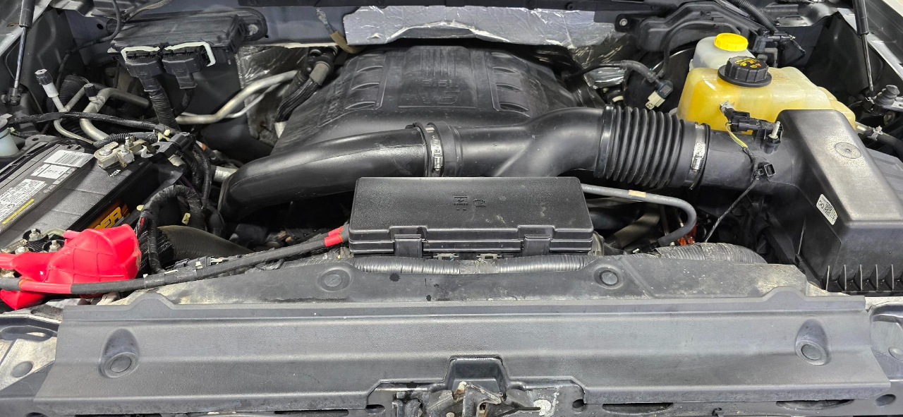 Ford F-150 Platinum SuperCrew 5.5-ft. Bed 4WD 2014 Ford F-150 Platinum SuperCrew 5.5-ft. Bed 4WD 2014