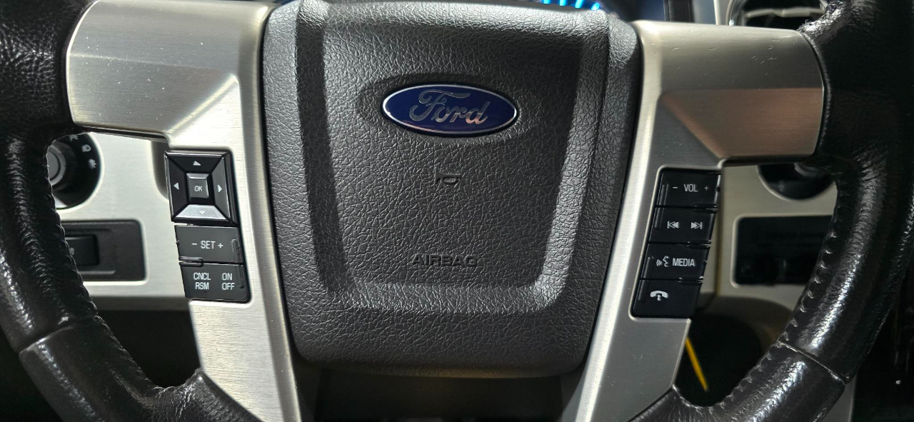 Ford F-150 Platinum SuperCrew 5.5-ft. Bed 4WD 2014 Ford F-150 Platinum SuperCrew 5.5-ft. Bed 4WD 2014