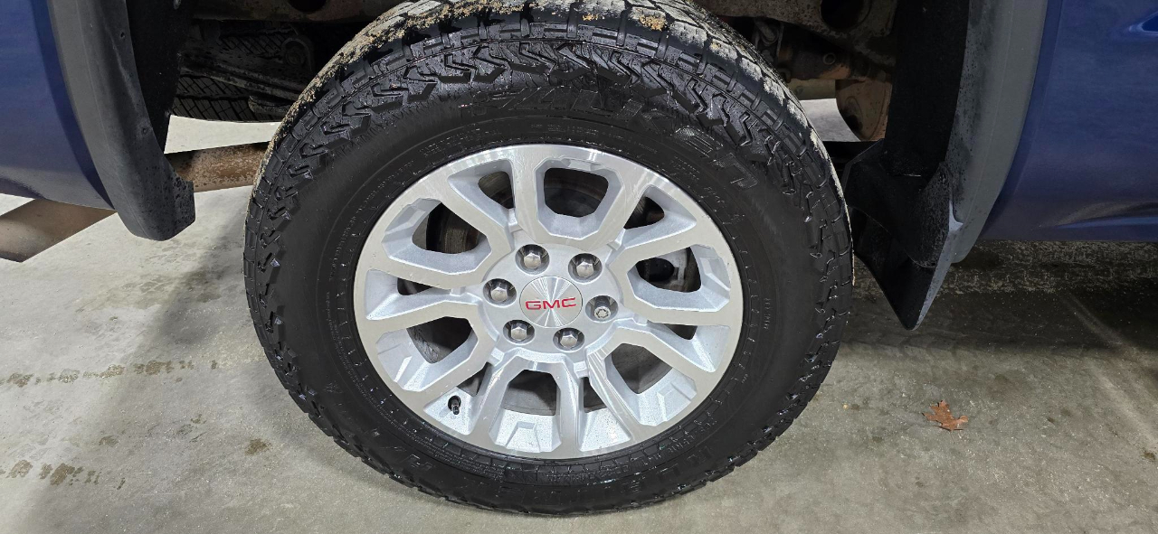 GMC Sierra 1500 SLE Double Cab 4WD 2017 GMC Sierra 1500 SLE Double Cab 4WD 2017