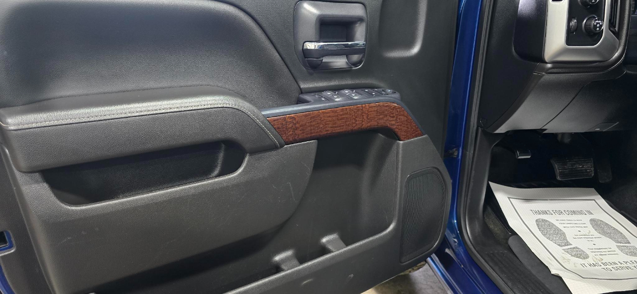 GMC Sierra 1500 SLE Double Cab 4WD 2017 GMC Sierra 1500 SLE Double Cab 4WD 2017