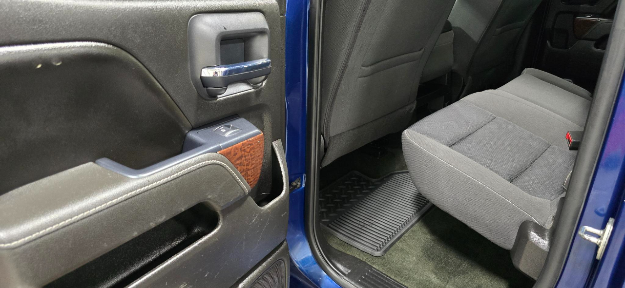 GMC Sierra 1500 SLE Double Cab 4WD 2017 GMC Sierra 1500 SLE Double Cab 4WD 2017