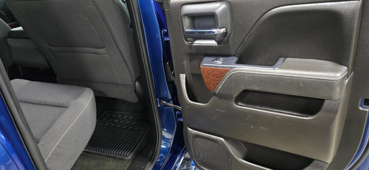 GMC Sierra 1500 SLE Double Cab 4WD 2017 GMC Sierra 1500 SLE Double Cab 4WD 2017