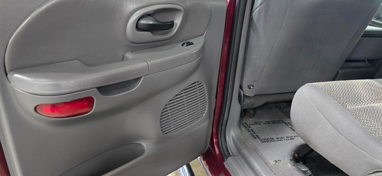 Ford F-150 XLT SuperCrew Short Bed 4WD 2003