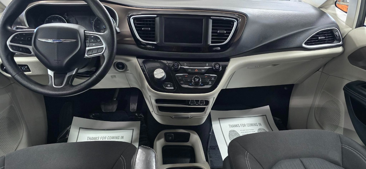 Chrysler Voyager LX 2021 Chrysler Voyager LX 2021