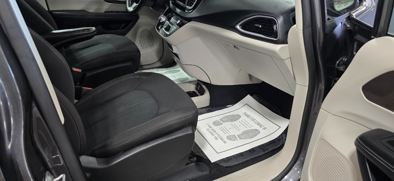 Chrysler Voyager LX 2021 Chrysler Voyager LX 2021