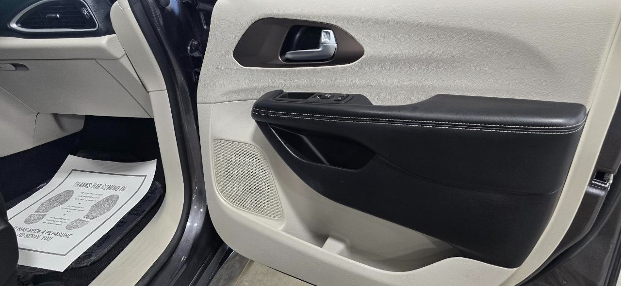 Chrysler Voyager LX 2021 Chrysler Voyager LX 2021