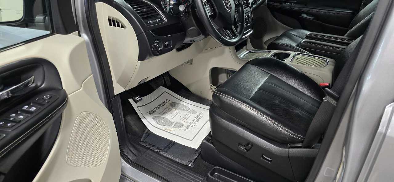 Dodge Grand Caravan SXT 2017 Dodge Grand Caravan SXT 2017