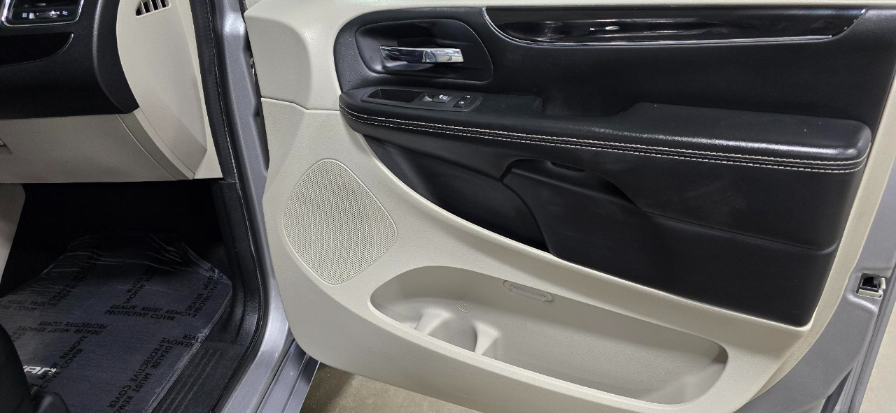 Dodge Grand Caravan SXT 2017 Dodge Grand Caravan SXT 2017