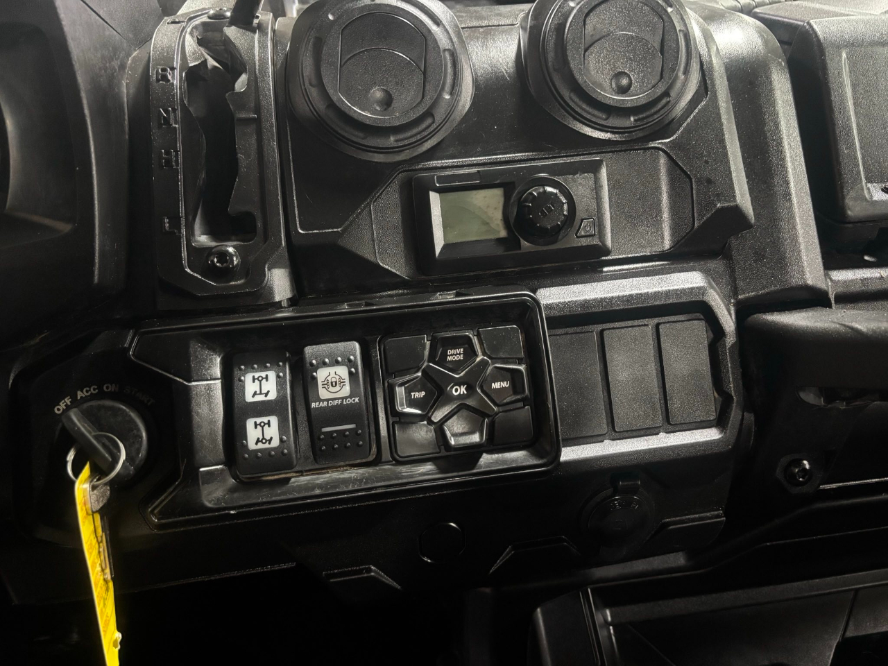 Can-Am Defender Limited Cab HD10  2021