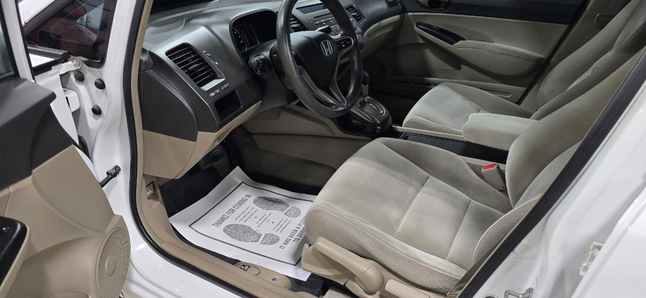 Honda Civic LX Sedan 5-Speed AT 2009