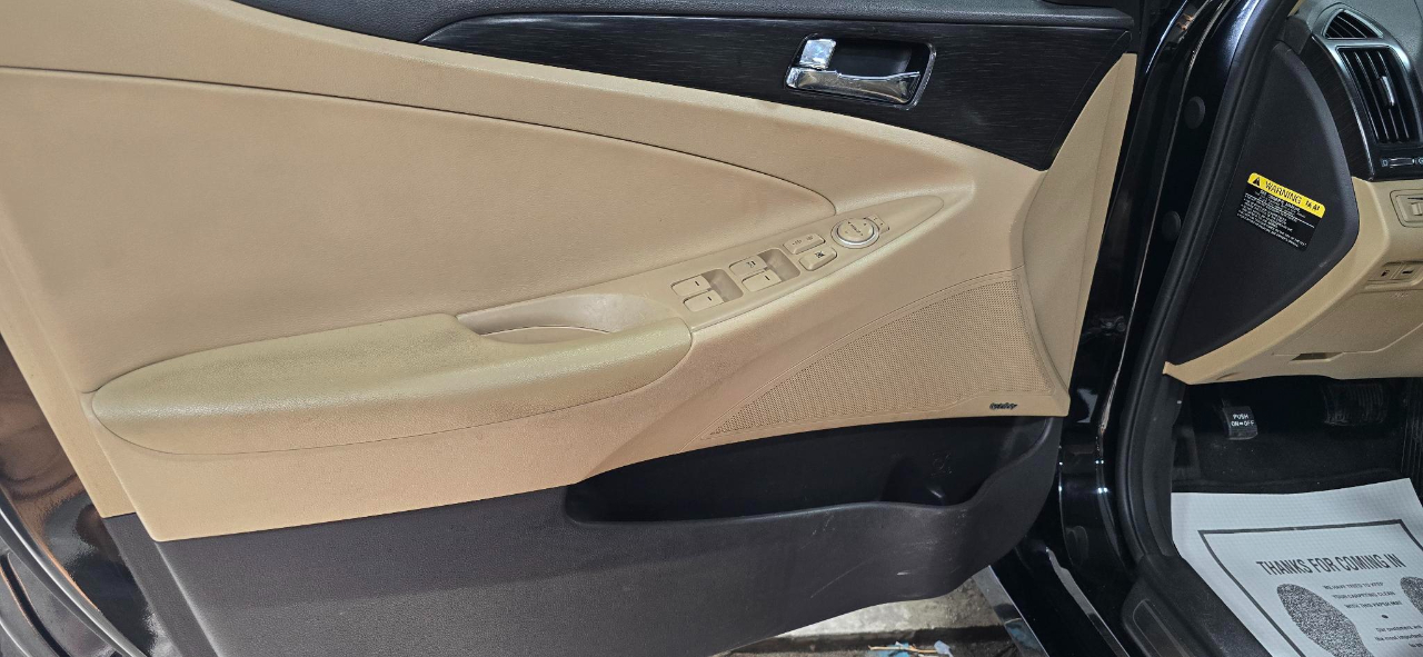 Hyundai Sonata Limited Auto 2011