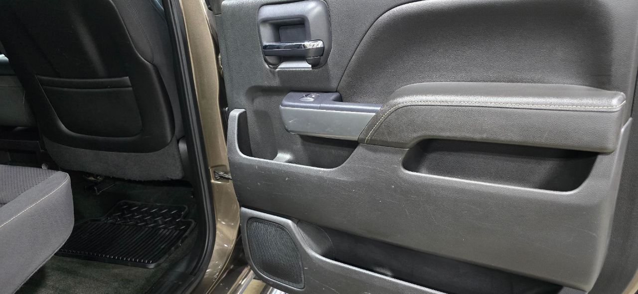 Chevrolet Silverado 2500HD LT Crew Cab Long Box 4WD 2015