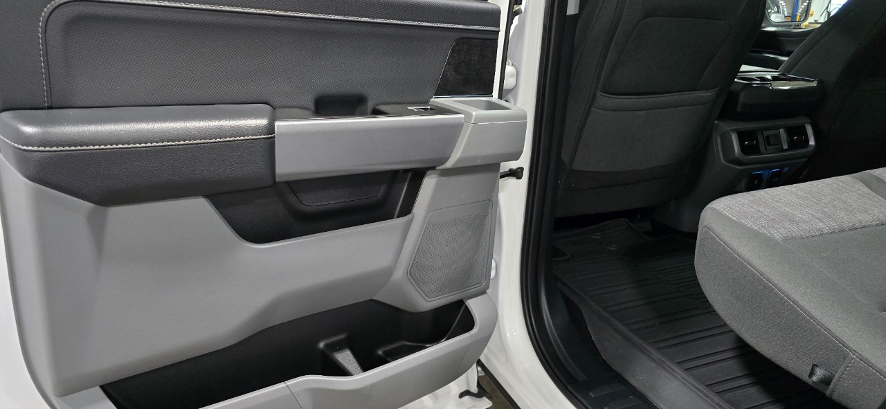 Ford F-150 XLT 4WD SuperCrew 5.5' Box 2023