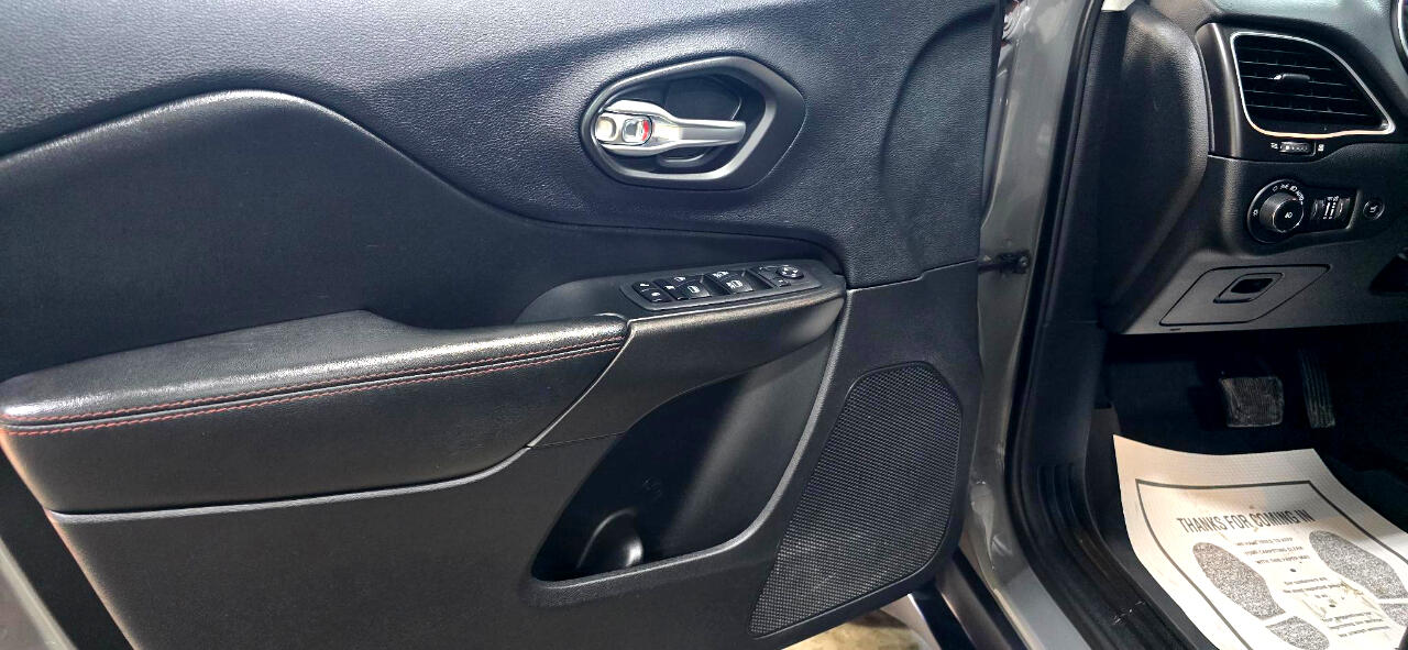 Jeep Cherokee Trailhawk 4WD 2019