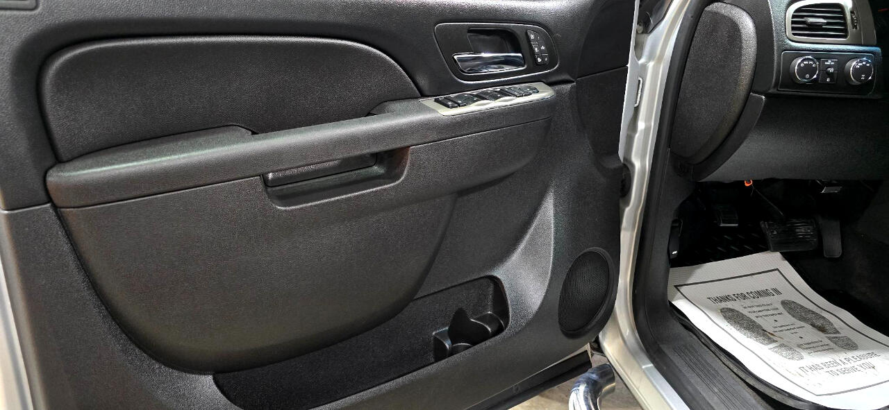 Chevrolet Silverado 1500 LTZ Crew Cab 4WD 2012