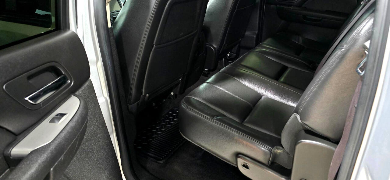 Chevrolet Silverado 1500 LTZ Crew Cab 4WD 2012