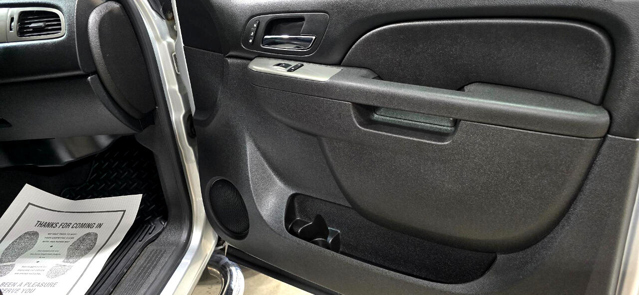 Chevrolet Silverado 1500 LTZ Crew Cab 4WD 2012