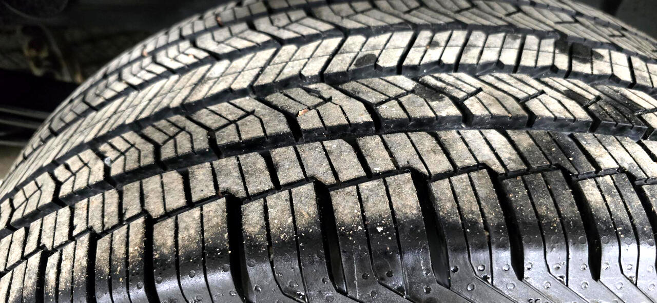 Chevrolet Silverado 1500 LTZ Crew Cab 4WD 2012