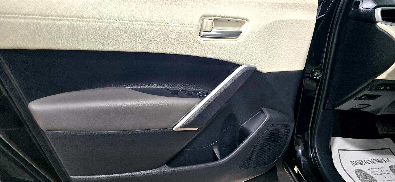 Toyota Corolla Cross XLE 2023