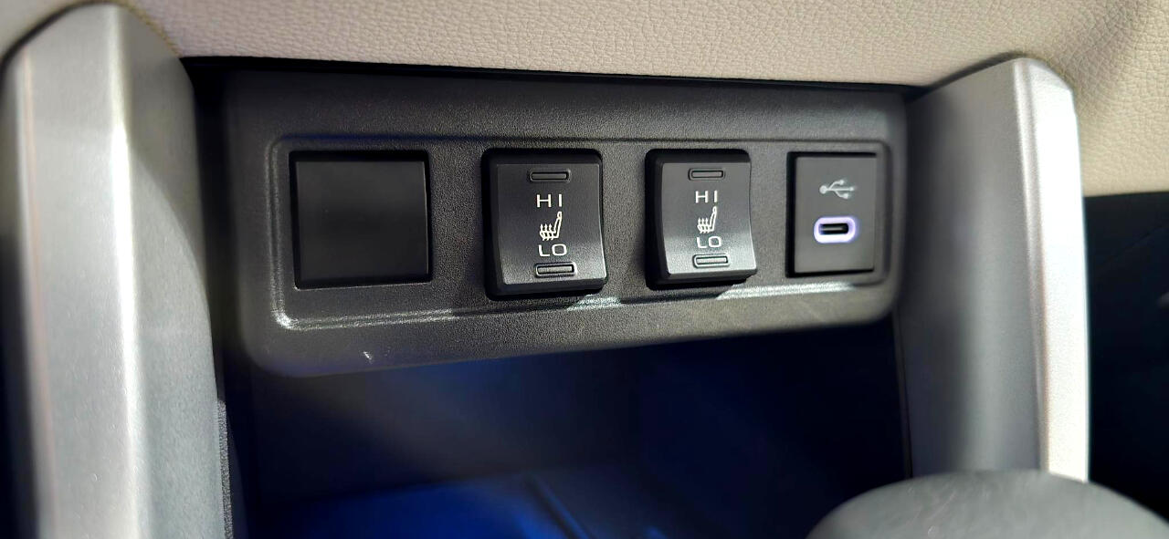 Toyota Corolla Cross XLE 2023